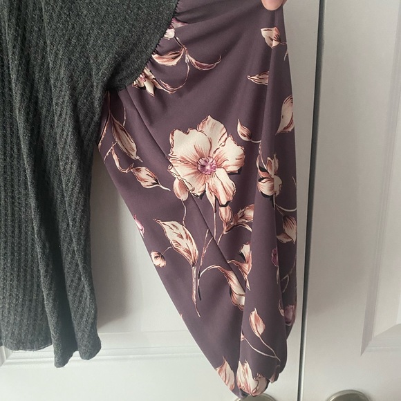 Women’s blouse with statement sleeves size L Entro - Picture 3 of 6